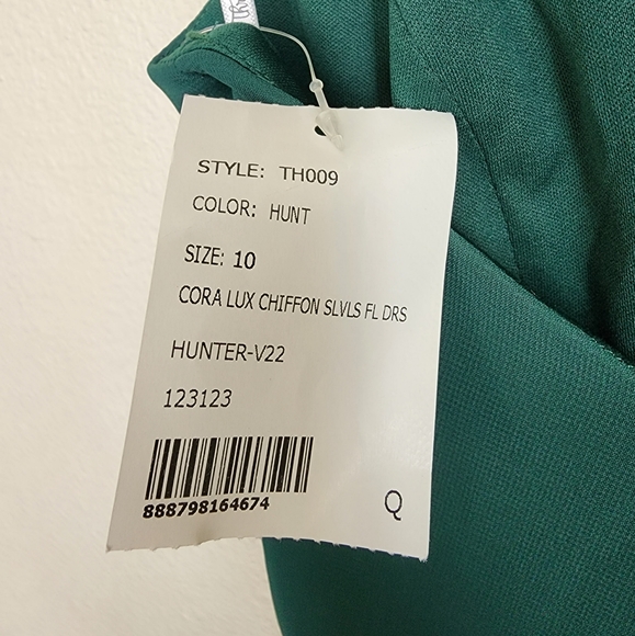Thread Bridesmaids Style TH009 Cora In Hunter Green Gown Racerback NWT S… - Picture 6 of 8